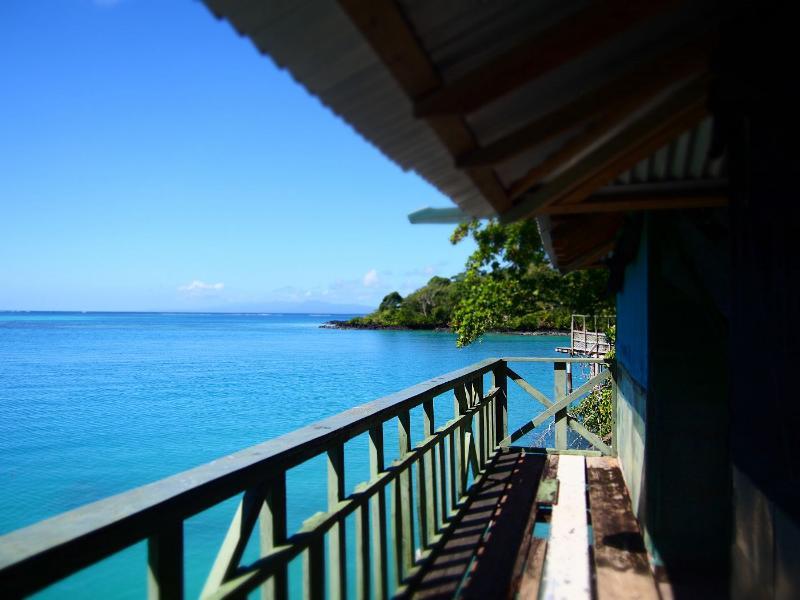 Lusia'S Lagoon Chalets Salelologa Bagian luar foto
