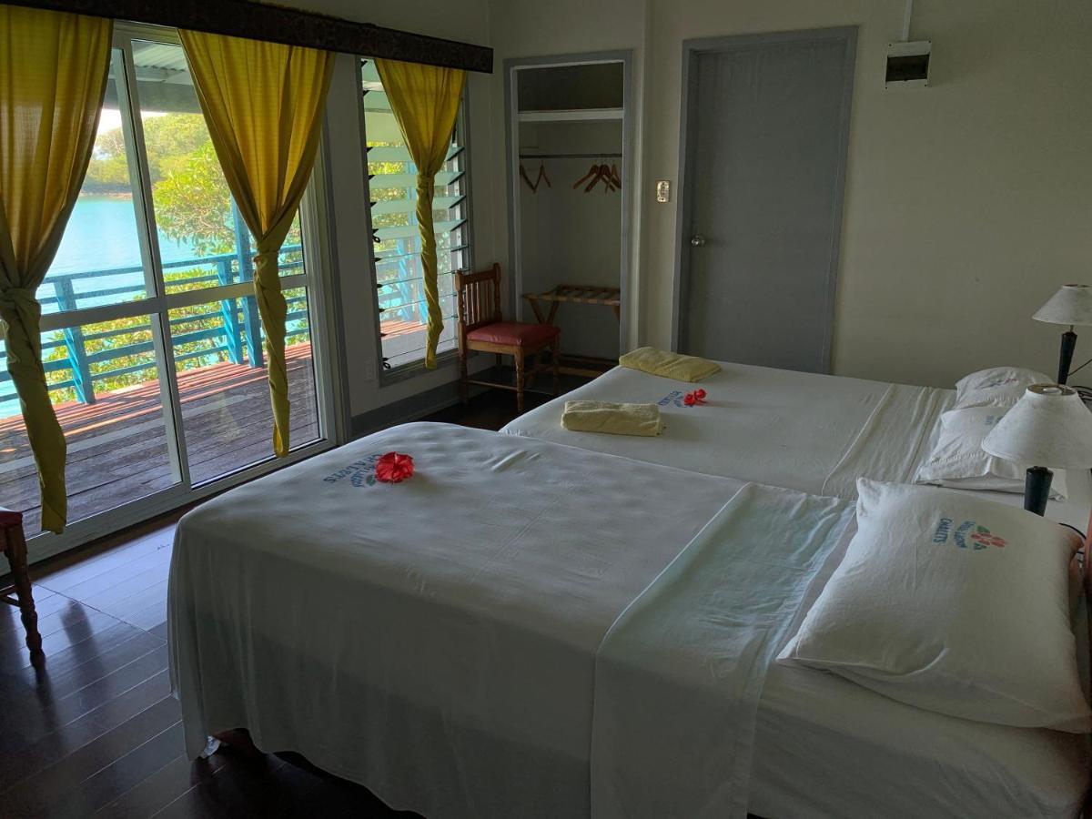 Lusia'S Lagoon Chalets Salelologa Bagian luar foto