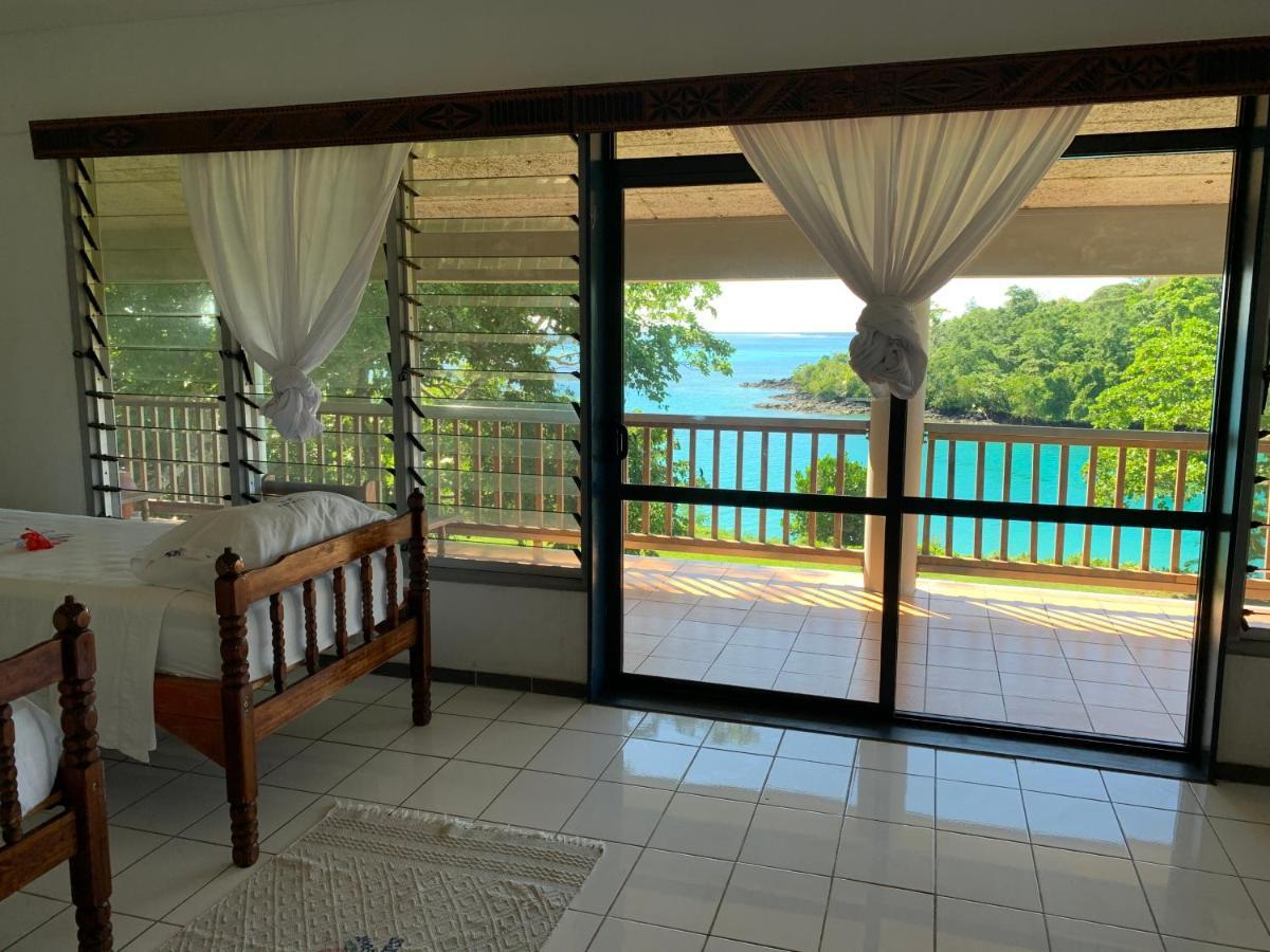 Lusia'S Lagoon Chalets Salelologa Bagian luar foto